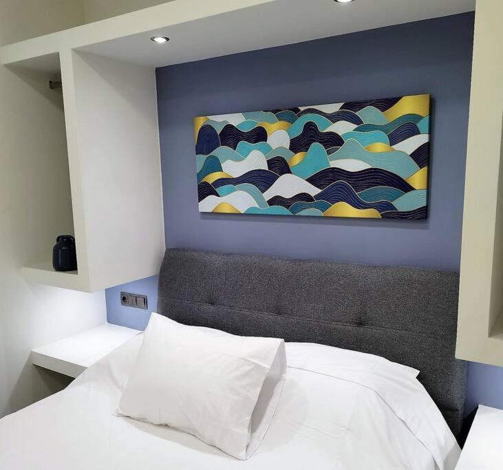 Farisma - Bright And In Apartment Kalamata