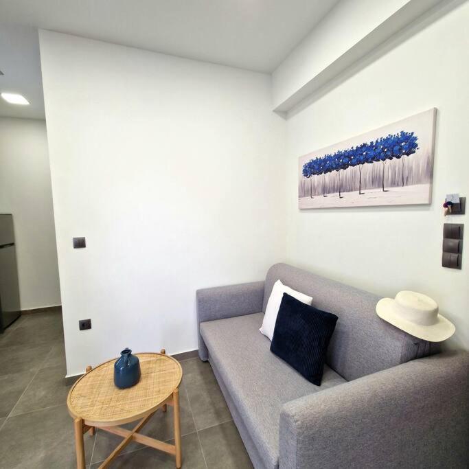Apartment Farisma - Bright And In Kalamata